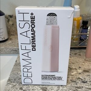 Dermaflash DermaFlash+ Ultrasonic Pore Extractor - Pink